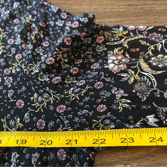 ❤️ VENUS Black Floral Blouse with Pink and Yellow Details L - Picture 8 of 10
